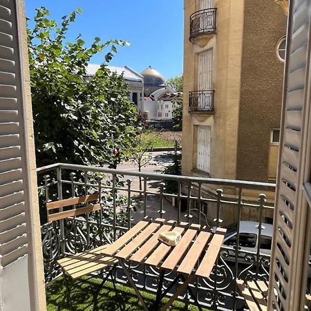 Appartement Calme Avec Balcons & Vue Sur Thermes Vichy Buitenkant foto