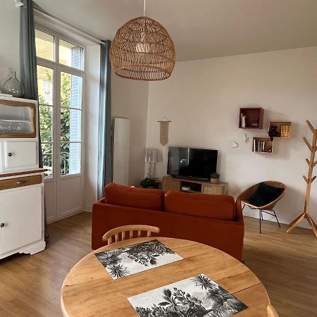 Appartement Calme Avec Balcons & Vue Sur Thermes Vichy Buitenkant foto