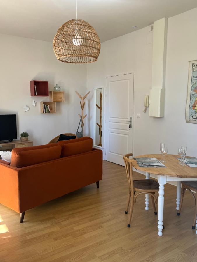 Appartement Calme Avec Balcons & Vue Sur Thermes Vichy Buitenkant foto