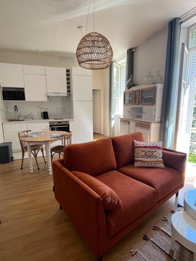 Appartement Calme Avec Balcons & Vue Sur Thermes Vichy Buitenkant foto
