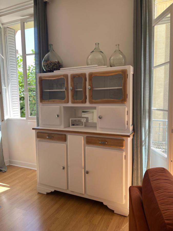 Appartement Calme Avec Balcons & Vue Sur Thermes Vichy Buitenkant foto